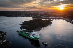 DP3 vessel Living Stone (courtesy Wiwiphoto Ulrich Wirrwa) DP3 vessel Living Stone courtesy Wiwiphoto Ulrich Wirrwa