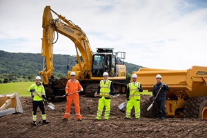 Official ground-breaking for offshore wind projects Sofia and Dogger Bank C by (from left): project directors Steve Wilson of SSE and Matthew Swanwick of RWE, Tees Valley Mayor Ben Houchen, Redcar MP Jacob Young, and Sembcorp’s Andy Koss Groundbreaking Sofia and DBC July2021