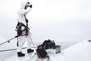 First robotic ‘blade walk’ on a wind turbine bladebug